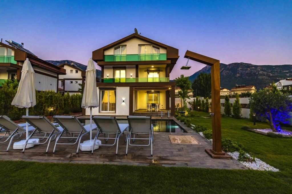 Villa Bella- 4 Bedroom Holiday Villa in Oludeniz Fethiye Exteriör bild